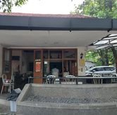 Foto Suasana 2 di Roti Gempol & Kopi Anjis!, Riau, Bandung