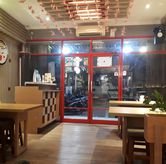Foto Suasana 4 di Peco Peco Sushi, Wonocolo, Surabaya
