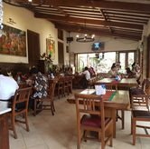 Foto Suasana 4 di Cafe Bali, Riau, Bandung