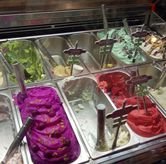 Foto Suasana 4 di Terminale Gelato & Coffee Express, Dago Bawah, Bandung