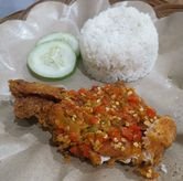 Foto Makanan 1 di Geprek Bensu, Rungkut, Surabaya