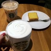 Foto Makanan 6 di Starbucks Coffee, Wiyung, Surabaya