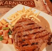 Foto Makanan 2 di Karnivor, Riau, Bandung