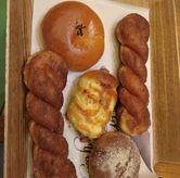 Foto Makanan 2 di Tous Les Jours, Dukuh Pakis, Surabaya