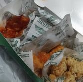 Foto Makanan 2 di Wingstop, Wonokromo, Surabaya