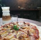 Foto Makanan 4 di Kadaka Cafeteria, Gatot Subroto, Bandung
