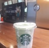 Foto Makanan 1 di Starbucks Coffee, Dukuh Pakis, Surabaya