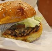 Foto Makanan 3 di Burder, Trunojoyo, Bandung