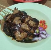 Foto Makanan 1 di Sate Pak Mat Jami'i, Gubeng, Surabaya