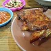 Foto Makanan 1 di Gerai Ayam Bakar Taliwang (Sasak Tulen), Tenggilis Mejoyo, Surabaya
