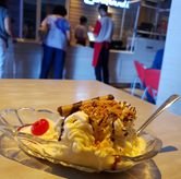 Foto Makanan 1 di Zangrandi Ice Cream, Genteng, Surabaya