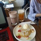 Foto Makanan 5 di Ruang Temu Coffee & Eatery, Tenggilis Mejoyo, Surabaya
