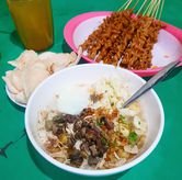 Foto Makanan 1 di Bubur Ayam Jakarta Mang Endut, Tegalsari, Surabaya