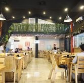 Foto Suasana 5 di Rahmawati Suki & Grill, Gayungan, Surabaya