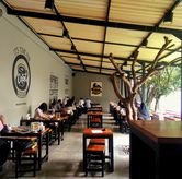Foto Suasana 3 di Warunk UpNormal, Surapati, Bandung