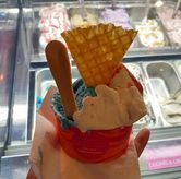 Foto Makanan 1 di Oh Gelato & Cafe, Gubeng, Surabaya