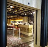 Foto Suasana 2 di Burgushi - Vasa Hotel, Dukuh Pakis, Surabaya