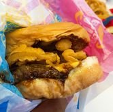 Foto Makanan 6 di Flip Burger, Tegalsari, Surabaya