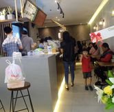 Foto Suasana 3 di Crunchaus Salads, Tegalsari, Surabaya