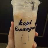 Foto Makanan 5 di Kopi Kenangan, Tegalsari, Surabaya