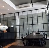 Foto Suasana 4 di D' Oeleg Indonesian Resto & Cafe, Tenggilis Mejoyo, Surabaya