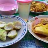 Foto Makanan 4 di Lontong Kikil Bu Sugeng, Ngagel, Surabaya