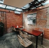 Foto Suasana 3 di Kin Coffee and Kitchen, Riau, Bandung