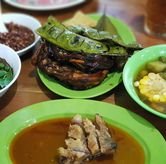 Foto Makanan 6 di Warung Nasi Ibu Imas, Balonggede, Bandung